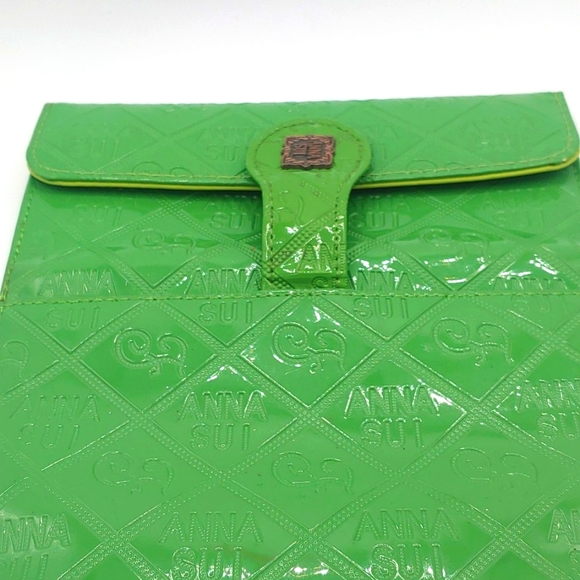 Anna Sui Vintage Leather trifold wallet - Picture 7 of 13